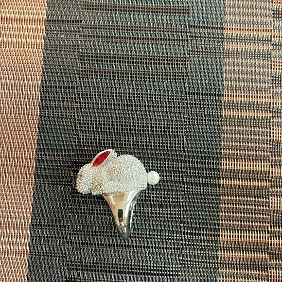 Kate Spade Big Bunny Sparkly Statement Ring - Picture 14 of 16